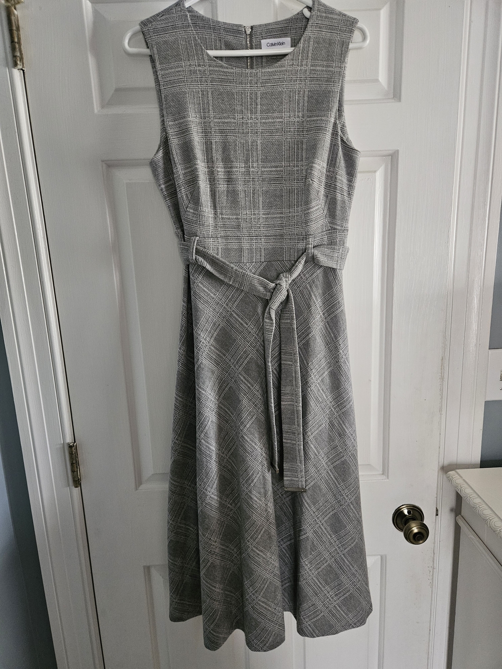 Calvin Klein Gray Plaid Sleeveless Belted Midi Dress